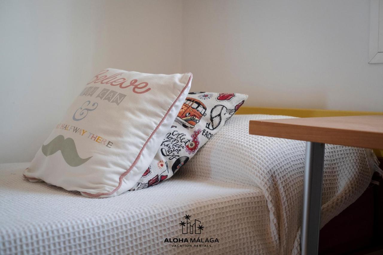 Lucila Beachfront Pedregalejo By Alohamalaga Ngoại thất bức ảnh