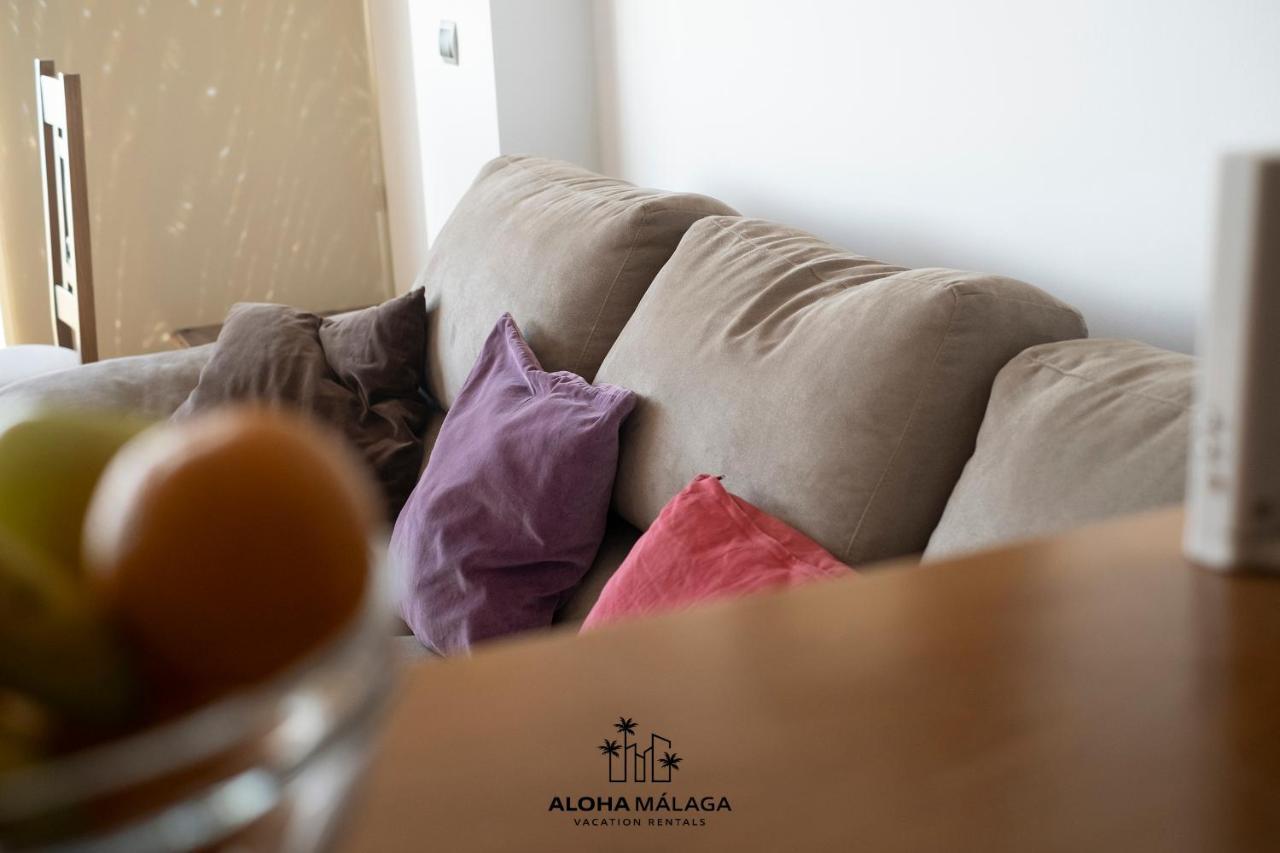 Lucila Beachfront Pedregalejo By Alohamalaga Ngoại thất bức ảnh