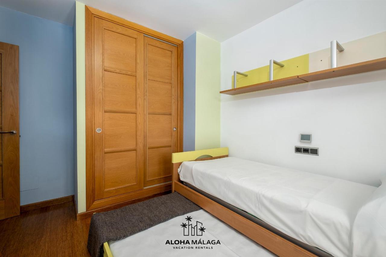 Lucila Beachfront Pedregalejo By Alohamalaga Ngoại thất bức ảnh